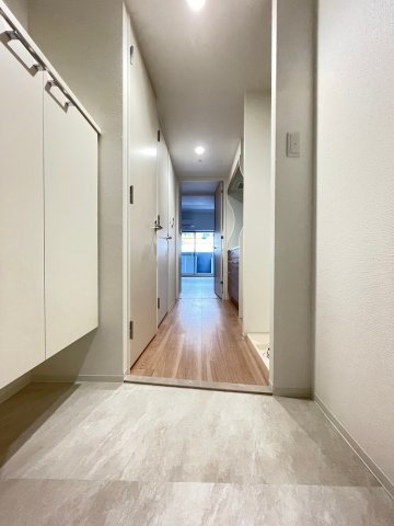 玄関　詳細は、RISUMO江坂本店までお問合せください♪