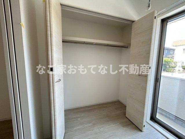 収納　同タイプ写真