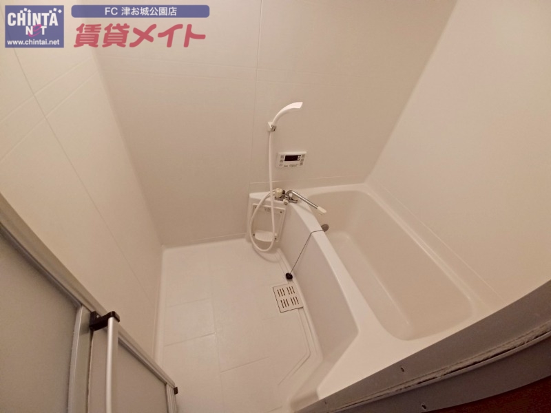 バス・シャワールーム　同型参考写真