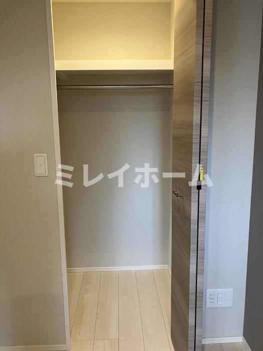 収納　同建物内、別のお部屋の参考写真になります。