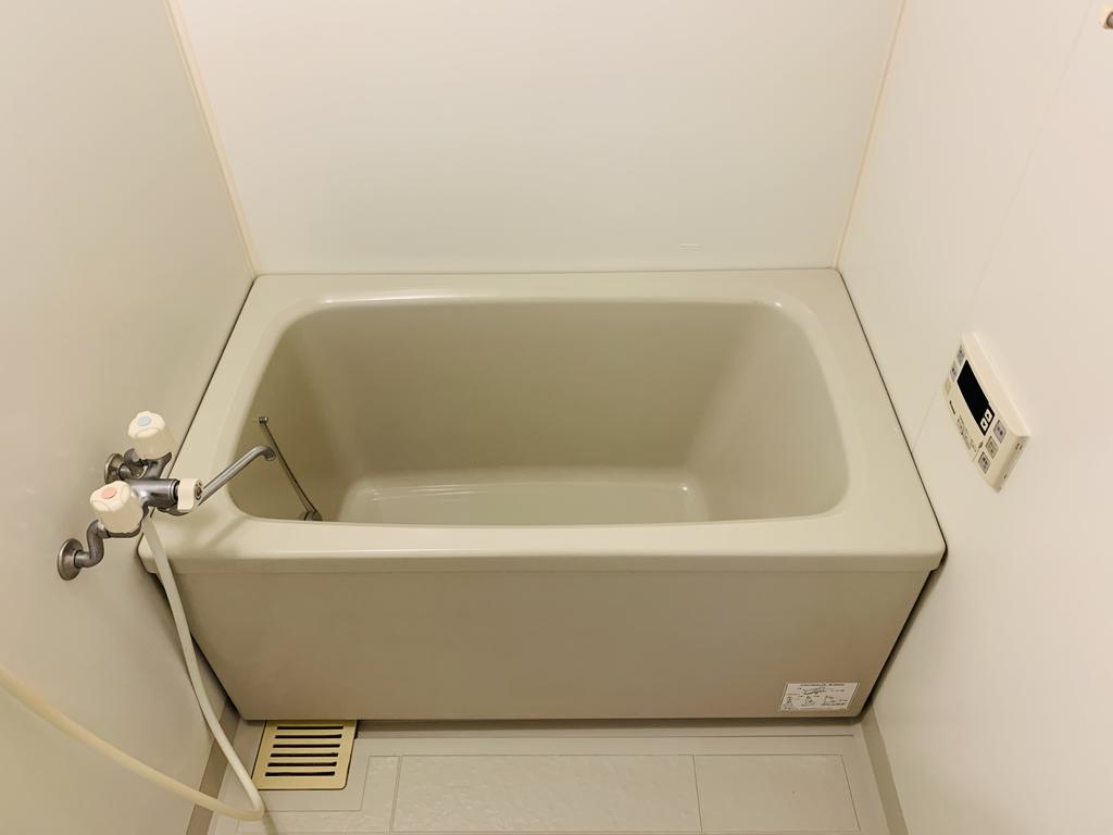 バス・シャワールーム　別部屋モデル写真