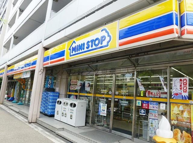 コンビニ　ミニストップ新川1丁目店（コンビニ）まで440m