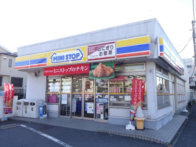 コンビニ　★★ミニストップ（コンビニ）まで712m
