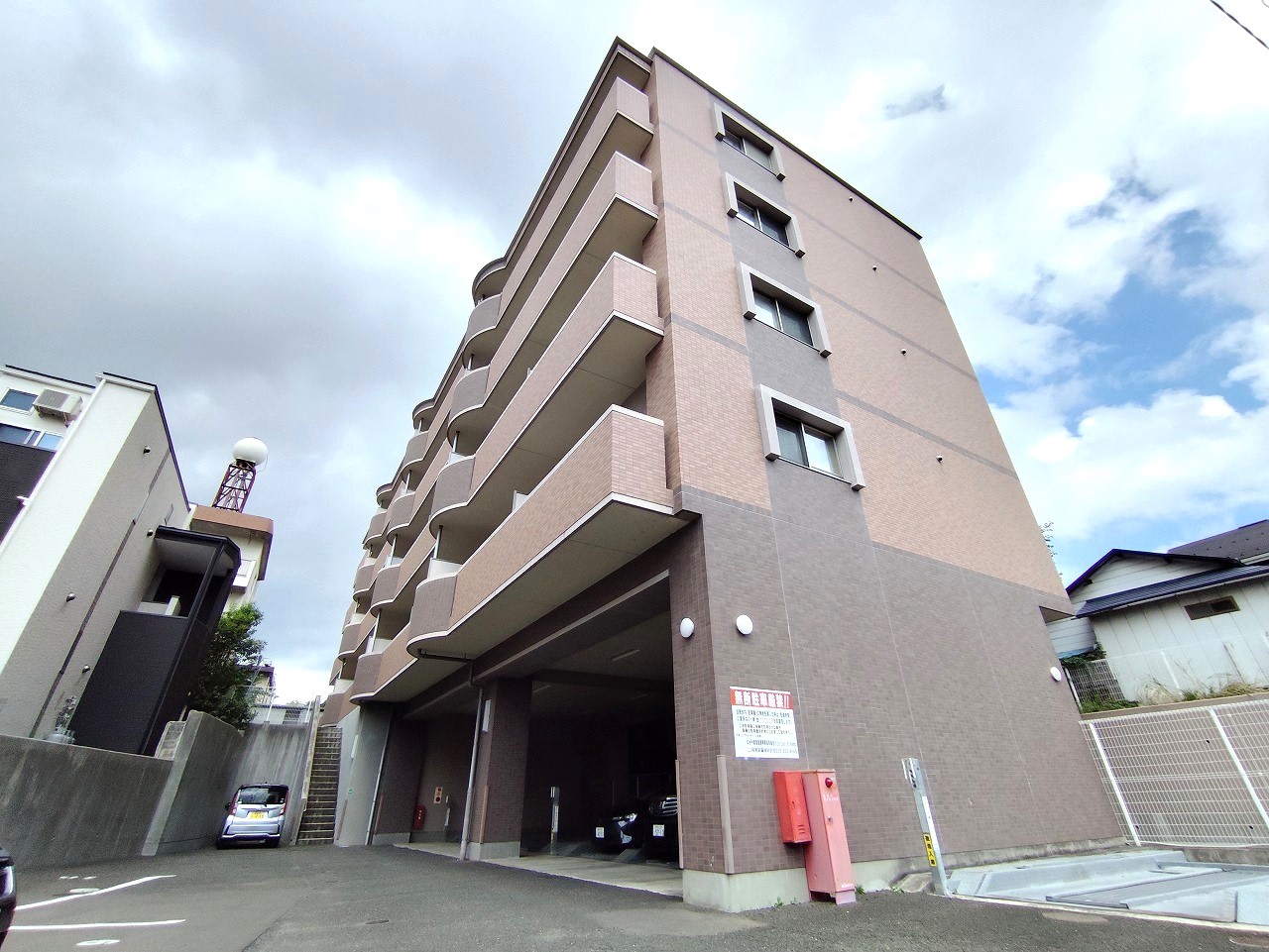 建物外観