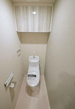 トイレ　落ち着いたトイレです