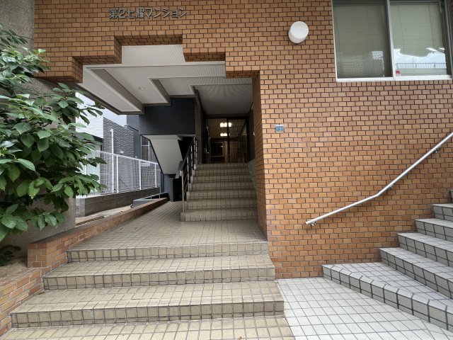 第2七耀マンションの外観写真