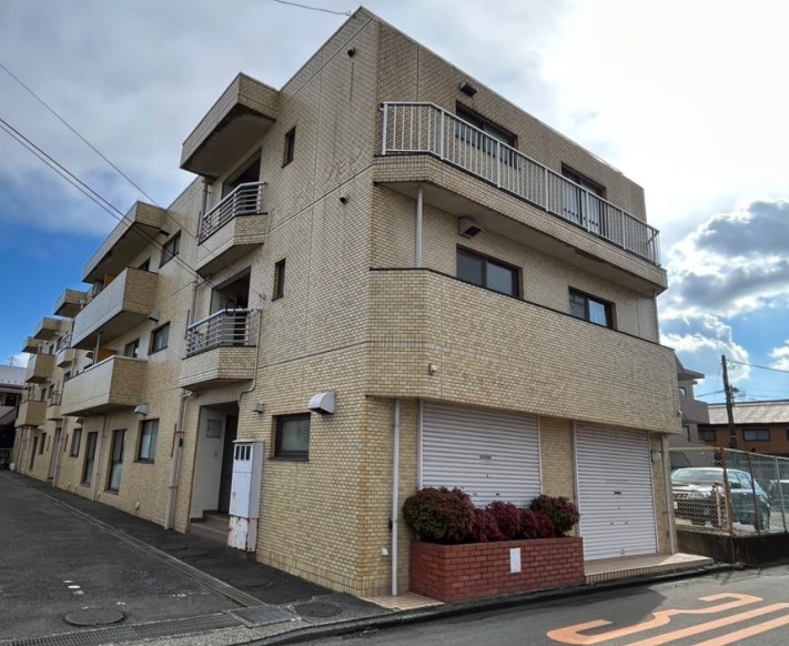 建物外観　現況優先