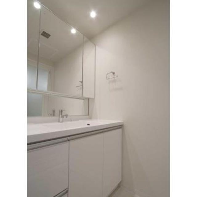 キッチン　※写真は同タイプ住戸です。
