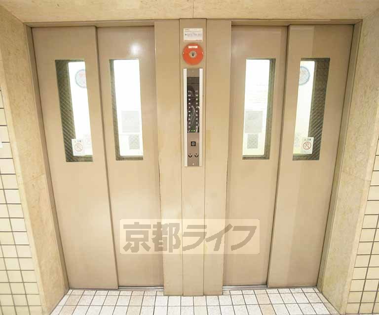 その他　エレベーター