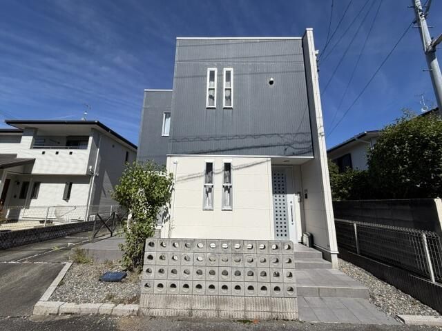 千代田6丁目K-BOXの外観写真