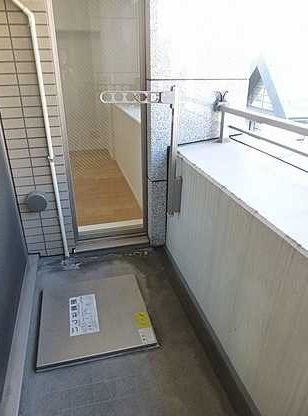 みなとみらい線 馬車道駅 徒歩1分 10階建 築22年の内装写真