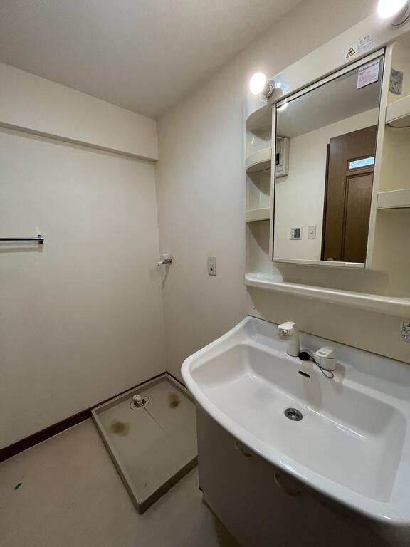 洗面設備　別部屋参考画像
