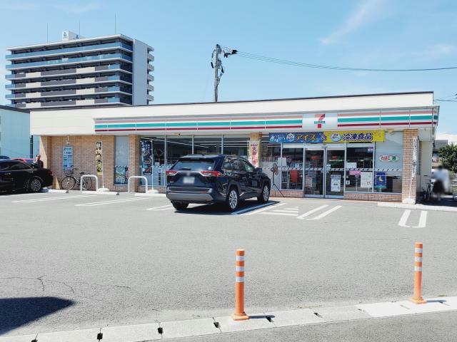 コンビニ　セブンイレブン徳島北田宮2丁目店（コンビニ）まで682m