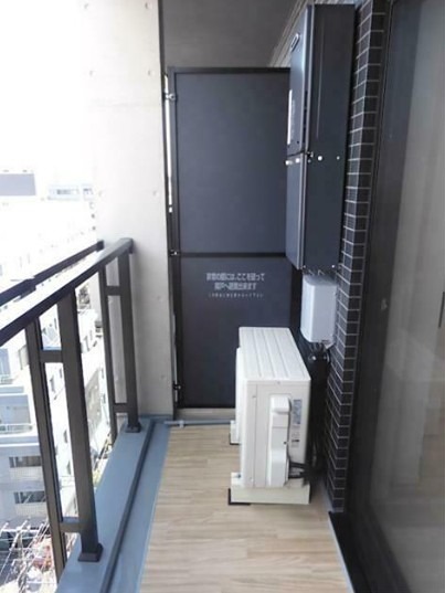 バルコニー　※同仕様写真