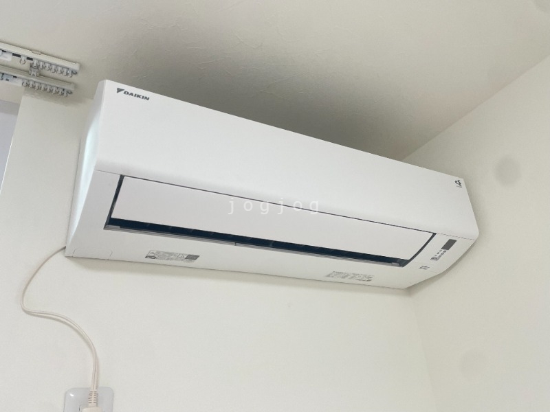 その他設備　夏も快適エアコン付きです。