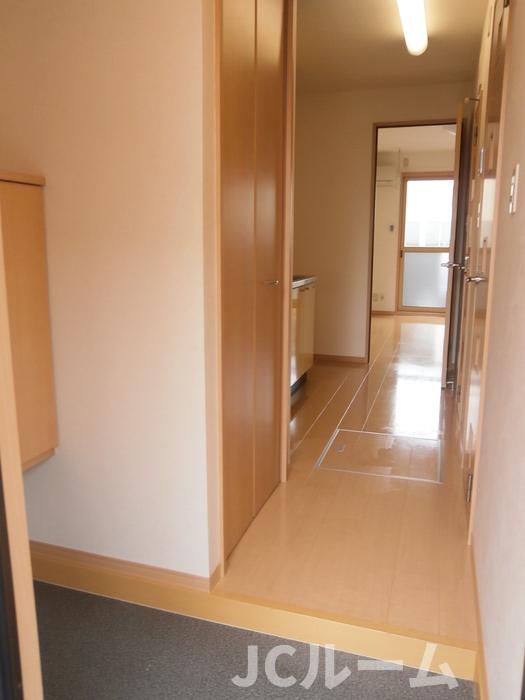 セジュール モナリエ Aの玄関写真