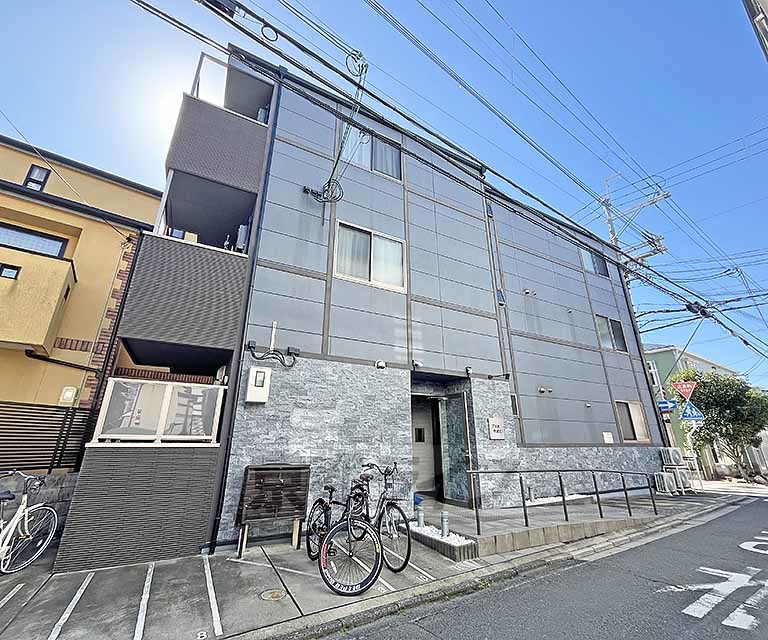 ブリエ丹波口の外観写真
