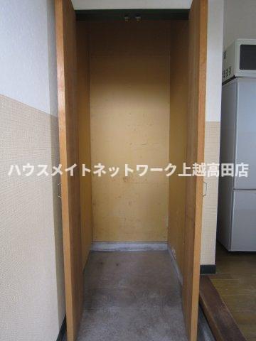 玄関　玄関・玄関収納