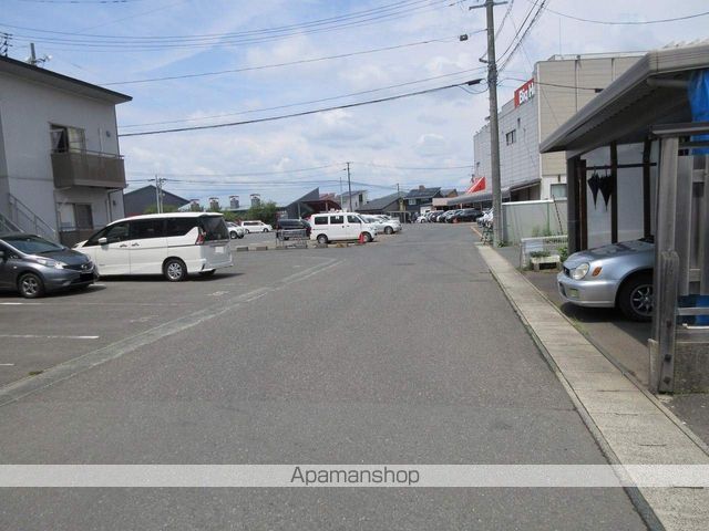 その他　周辺道路（その他）まで0m