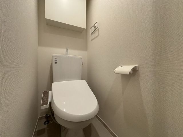 トイレ　★同じ施工会社さんの類似物件の参考写真です★