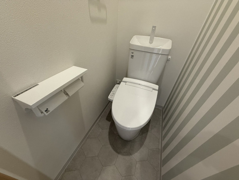 メゾンルーエのトイレ写真