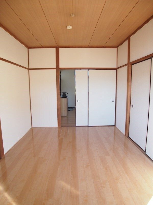 メゾン芝山Bの内装写真