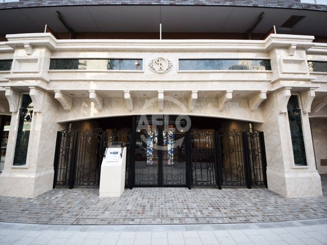 エントランス　プレジオ本町　エントランス