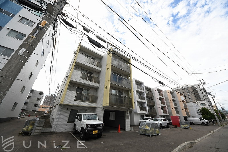 地下鉄南北線 平岸駅 徒歩3分 築14年
