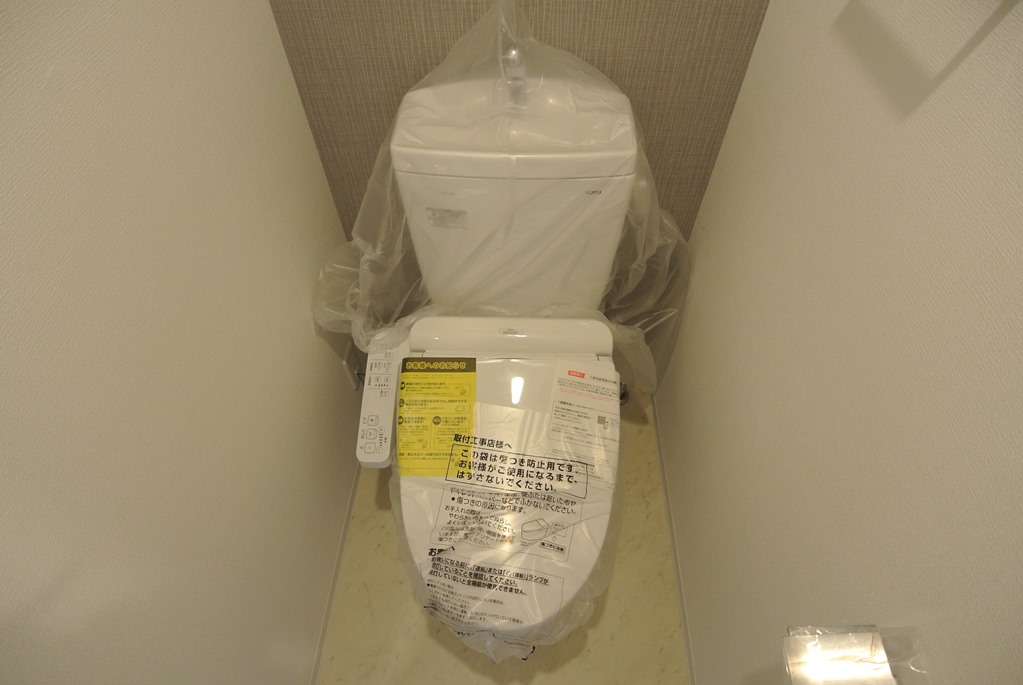 地下鉄谷町線 天神橋筋六丁目駅 徒歩8分 9階建 築7年のトイレ写真