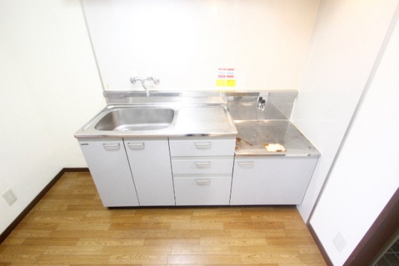 キッチン　※他部屋のお写真になります