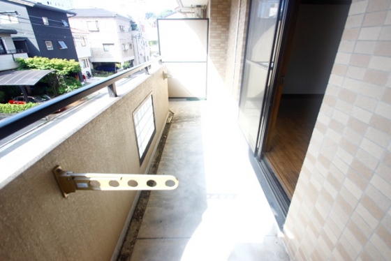 バルコニー　※他部屋のお写真になります