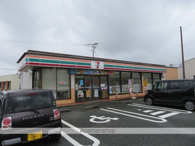 コンビニ　セブン－イレブン宇城きらら１丁目店（コンビニ）まで451m