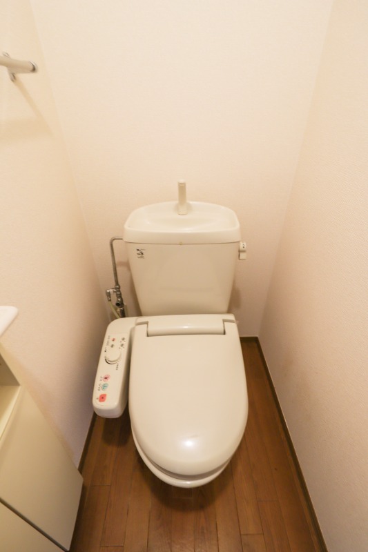 トイレ　図面と現状に相違がある場合には現状を優先
