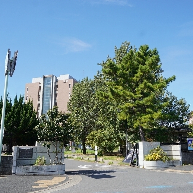 大学・短大　千葉大学　西千葉（大学・短大）まで300m
