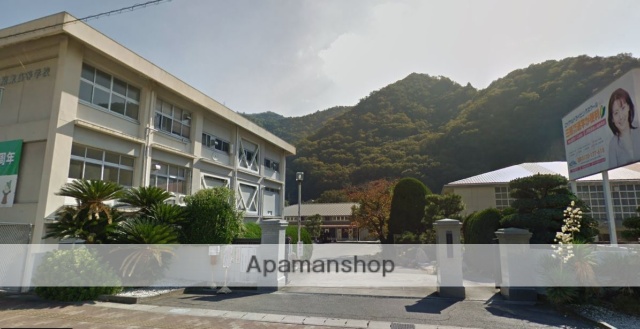 高校・高専　広島県立三原東高等学校（高校・高専）まで904m