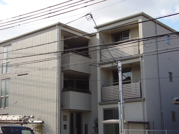 神戸市兵庫区夢野町のマンションの建物外観