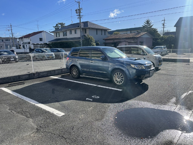 【浜松市中央区大蒲町のマンションの駐車場】