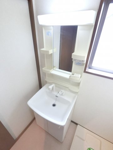 【千葉市中央区新宿のマンションの洗面設備】