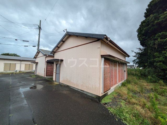 西山住宅　B-2の建物外観