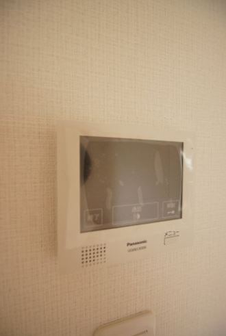 セキュリティ　★TV付インターホンだから安心★
