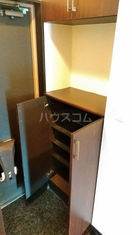 【京都市西京区大枝中山町のマンションの玄関】