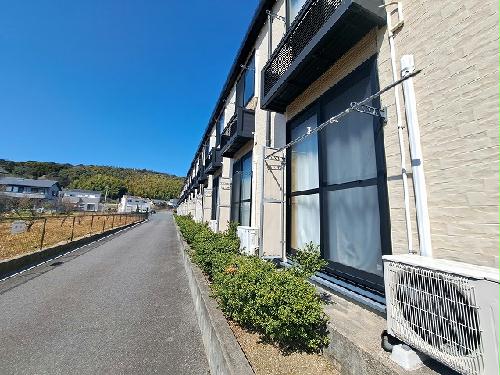 その他　スペース　窓先