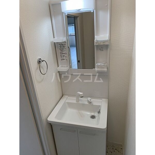 【海部郡蟹江町本町のマンションの洗面設備】