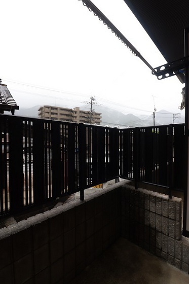 バルコニー　※別号室の写真です。