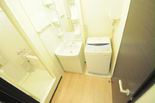 洗面設備　備品や設備仕様は号室等により異なります。