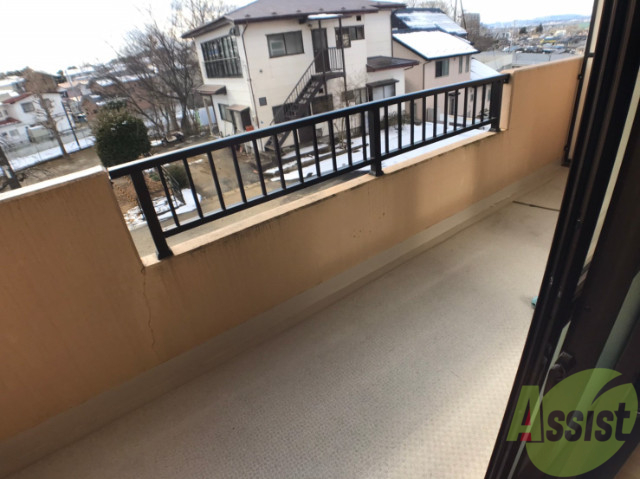 収納　バルコニーが広いので洗濯物が沢山干せていいですね～