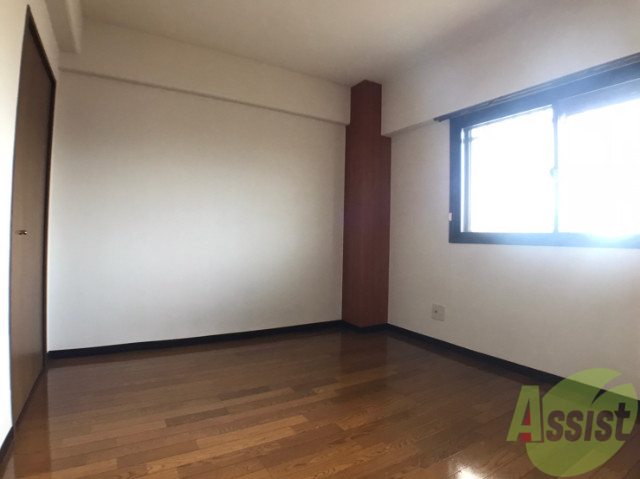 その他部屋・スペース　洋室４．５帖になります。寝室としてお使いください。