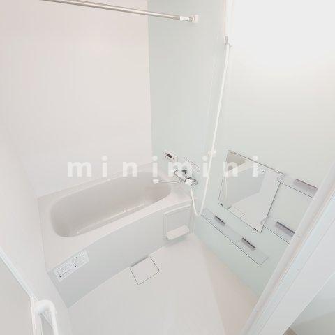 バス・シャワールーム　※写真は別号室のものですので現状優先とさせていただきます