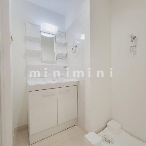 洗面設備　※写真は別号室のものですので現状優先とさせていただきます