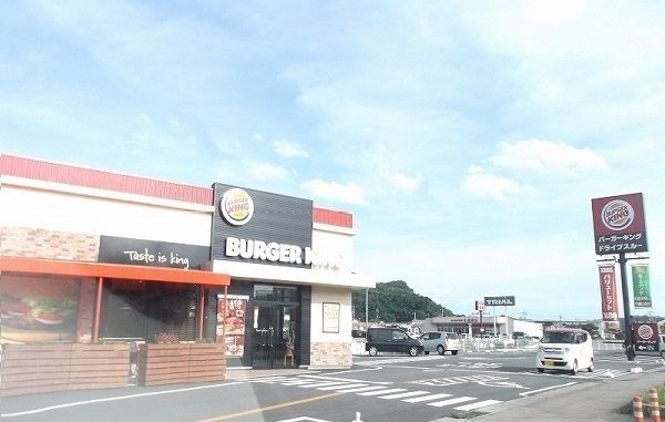 飲食店　バーガーキング松江南店（飲食店）まで600m